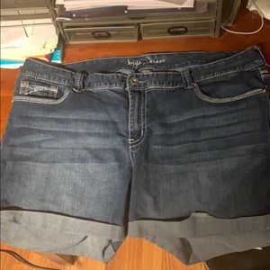 Women’s Plus Shorts